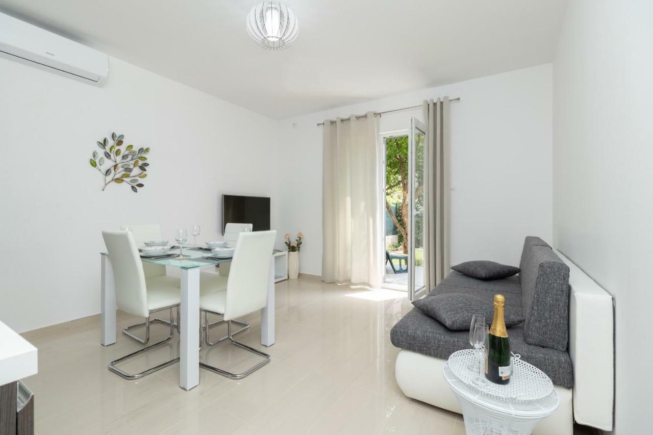 Apartments Peca Zadar Bagian luar foto